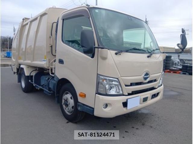 Hino DUTRO 2020-11 4420461-1