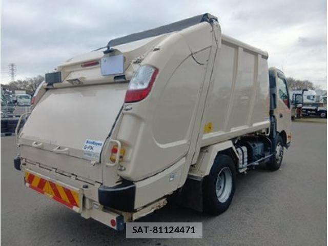 Hino DUTRO 2020-11 4420461-2