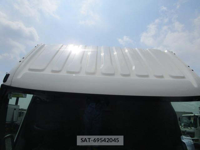 Hino DUTRO 2025-07 4591196-10