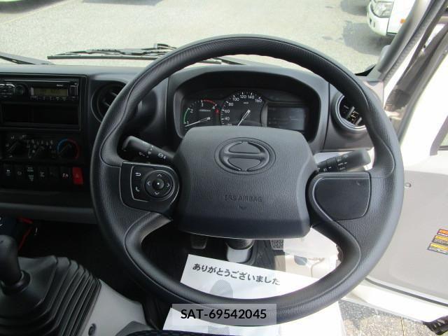 Hino DUTRO 2025-07 4591196-12