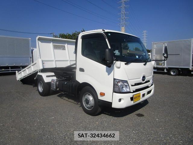 Hino DUTRO 2025-08 4591206-8