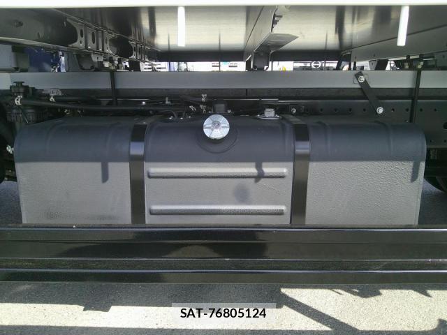 Hino DUTRO 2025-07 4638713-29