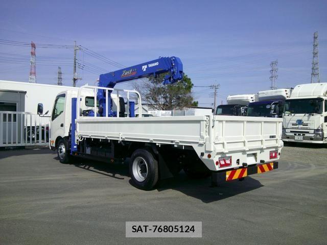 Hino DUTRO 2025-07 4638713-6