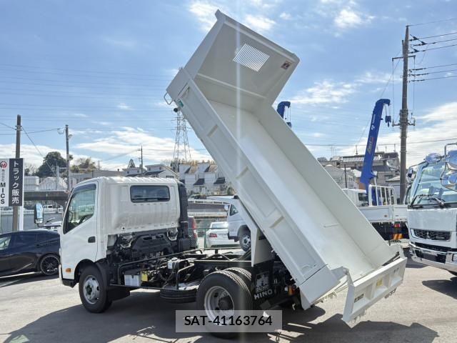 Hino DUTRO 2025-07 4638710-12