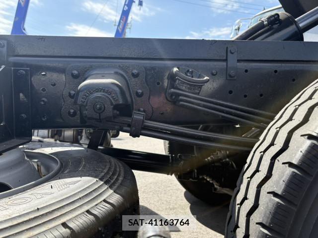 Hino DUTRO 2025-07 4638710-21