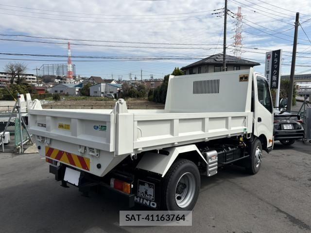 Hino DUTRO 2025-07 4638710-2