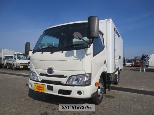 Hino DUTRO 2023-02 4753053-0
