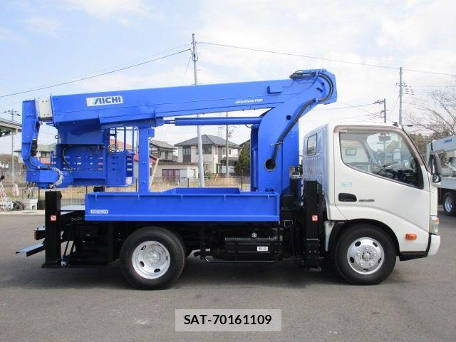 Hino DUTRO 2015-09 4753048-4