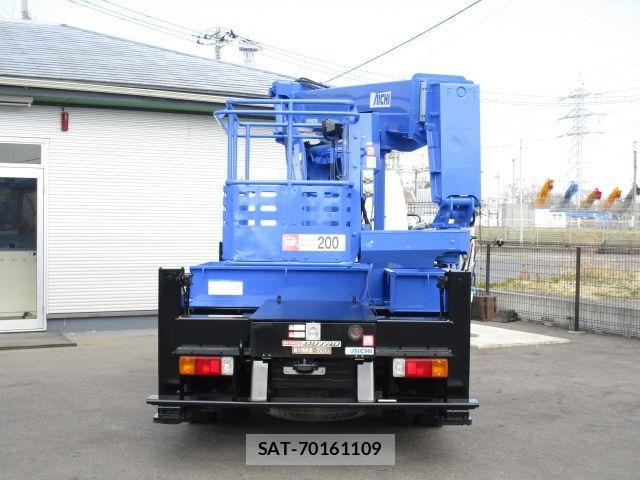 Hino DUTRO 2015-09 4753048-7
