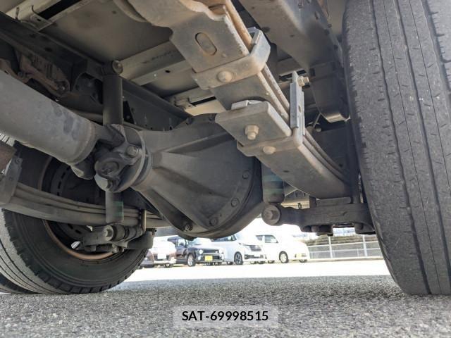 Hino DUTRO 2019-01 4753058-10