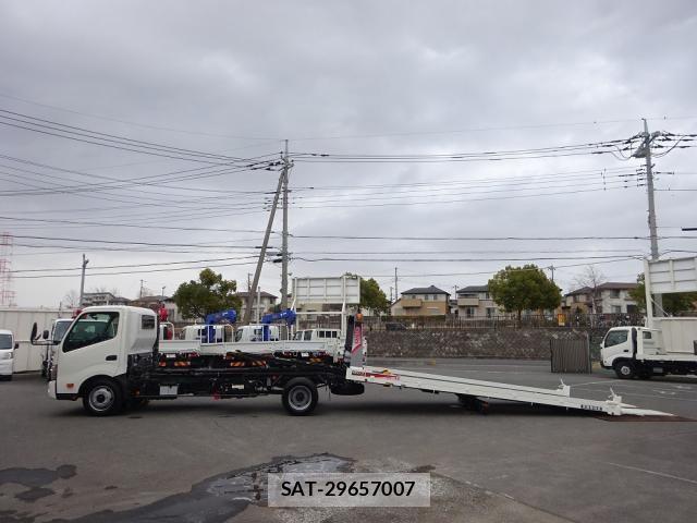 Hino DUTRO 2025-05 4753037-13