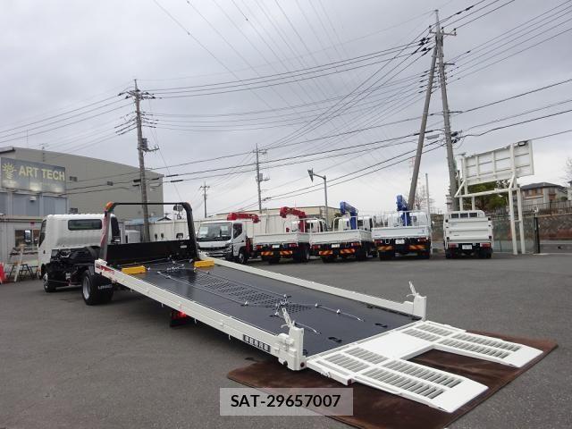 Hino DUTRO 2025-05 4753037-1