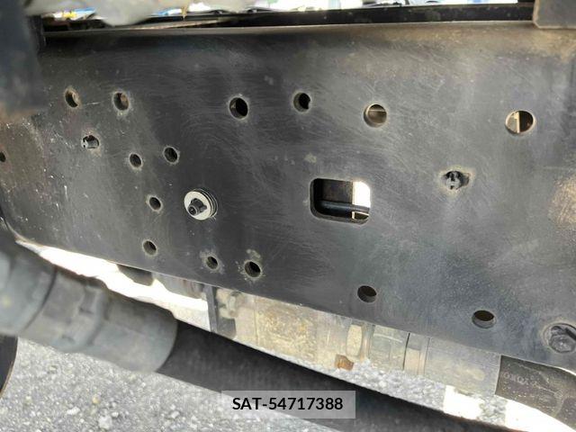 Hino DUTRO 2012-12 4938965-28