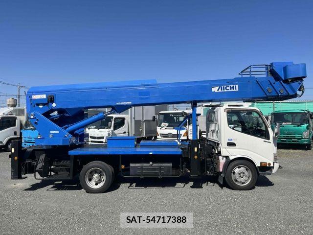Hino DUTRO 2012-12 4938965-2