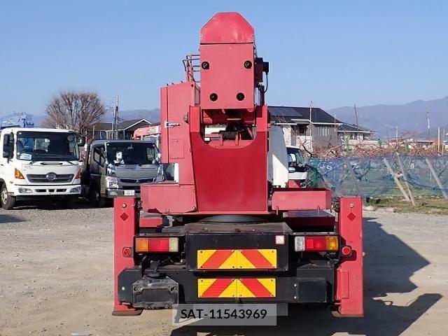 Hino DUTRO 2012-05 4938958-5