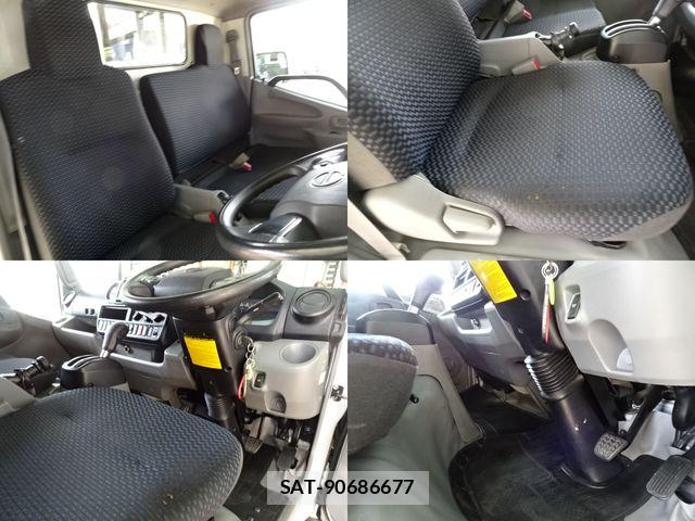 Hino DUTRO 2022-02 5866890-12