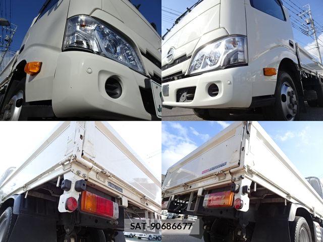 Hino DUTRO 2022-02 5866890-2