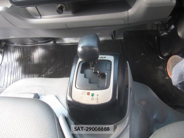 Hino DUTRO 2014-10 5866896-21