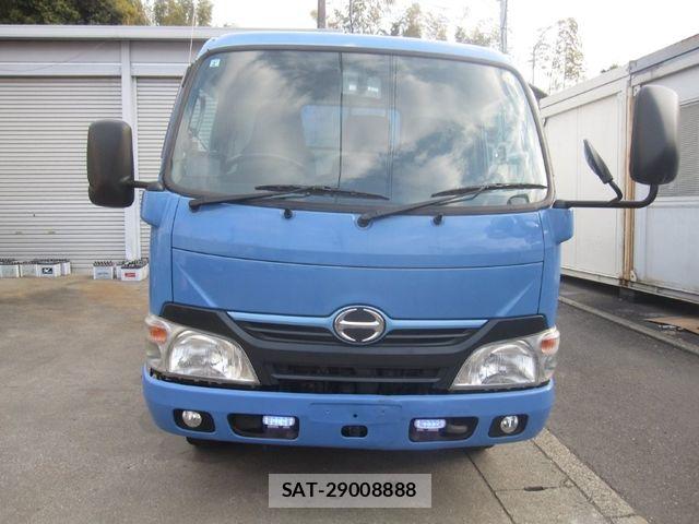 Hino DUTRO 2014-10 5866896-4