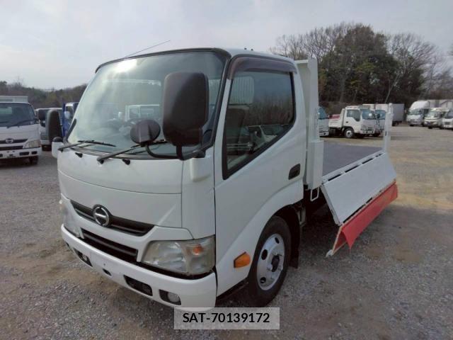 Hino DUTRO 2013-09 5866901-10