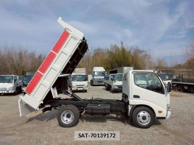 Hino DUTRO 2013-09 5866901-23