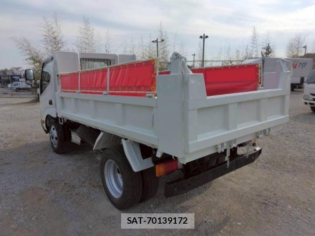 Hino DUTRO 2013-09 5866901-5