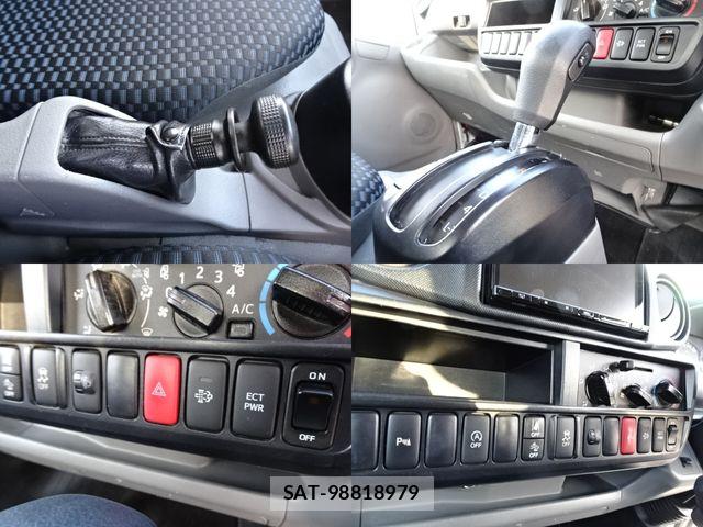 Hino DUTRO 2022-02 5866885-18