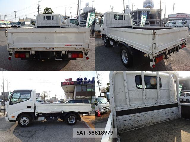 Hino DUTRO 2022-02 5866885-2