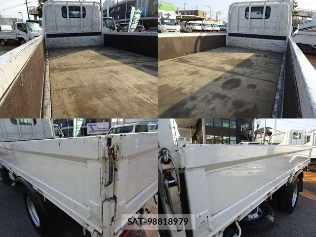 Hino DUTRO 2022-02 5866885-3