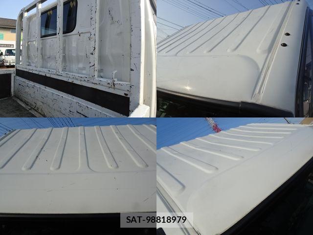Hino DUTRO 2022-02 5866885-4