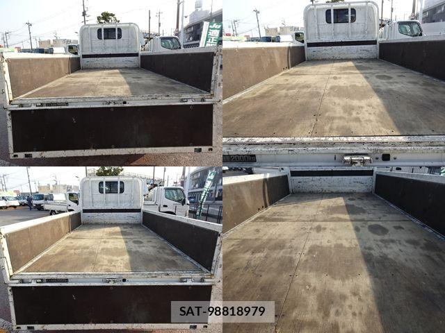 Hino DUTRO 2022-02 5866885-6