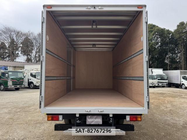 Hino DUTRO 2025-06 5866864-9