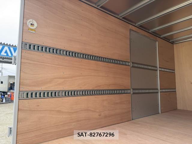 Hino DUTRO 2025-06 5866864-10