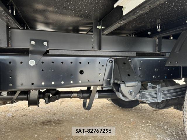 Hino DUTRO 2025-06 5866864-21