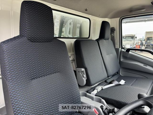 Hino DUTRO 2025-06 5866864-25