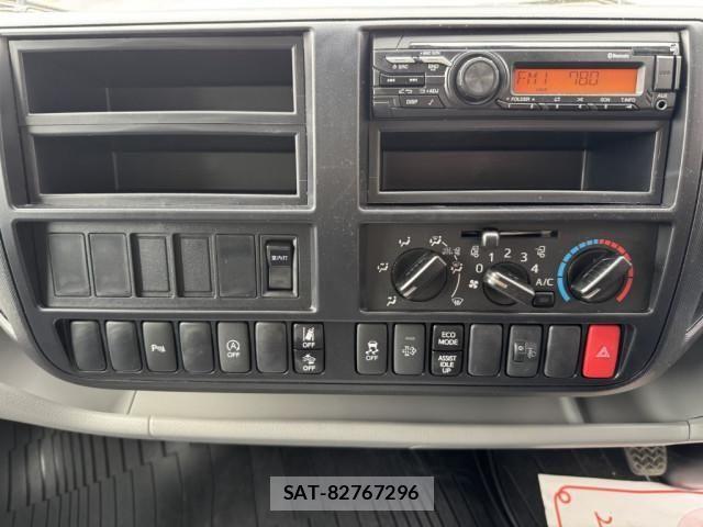 Hino DUTRO 2025-06 5866864-27