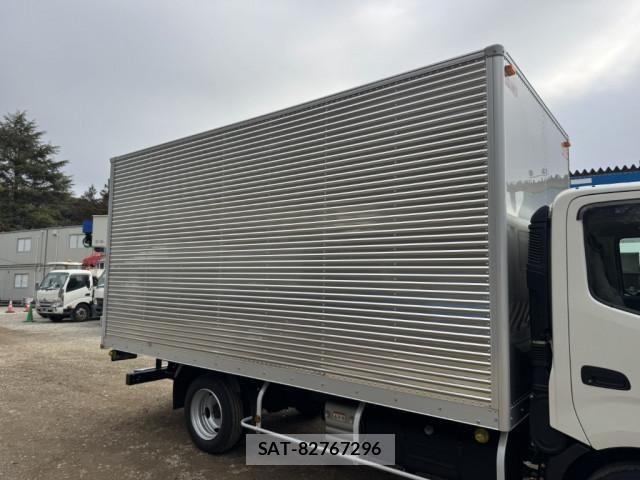 Hino DUTRO 2025-06 5866864-5