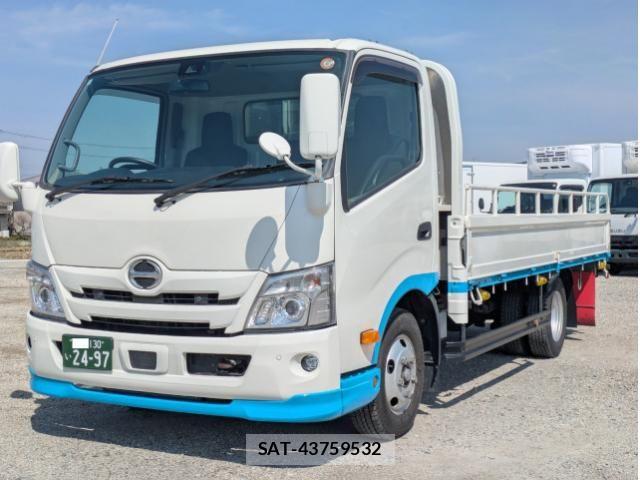Hino DUTRO 2021-05 5866883-0