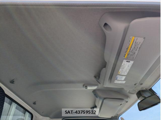 Hino DUTRO 2021-05 5866883-23