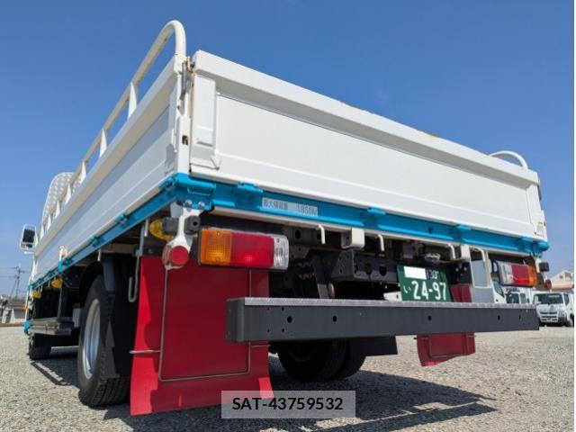 Hino DUTRO 2021-05 5866883-5