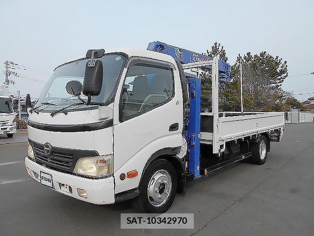 Hino DUTRO 2010-11 5866886-0