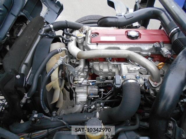 Hino DUTRO 2010-11 5866886-15