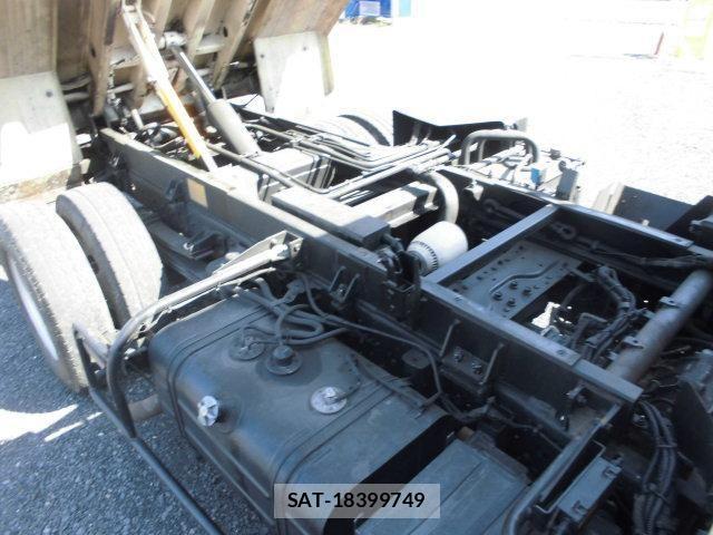 Hino DUTRO 2013-09 6004266-12