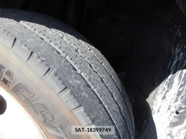 Hino DUTRO 2013-09 6004266-16