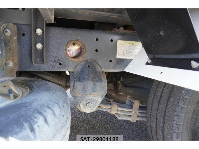 Hino DUTRO 2015-01 6004267-10
