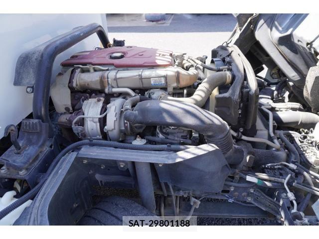 Hino DUTRO 2015-01 6004267-14
