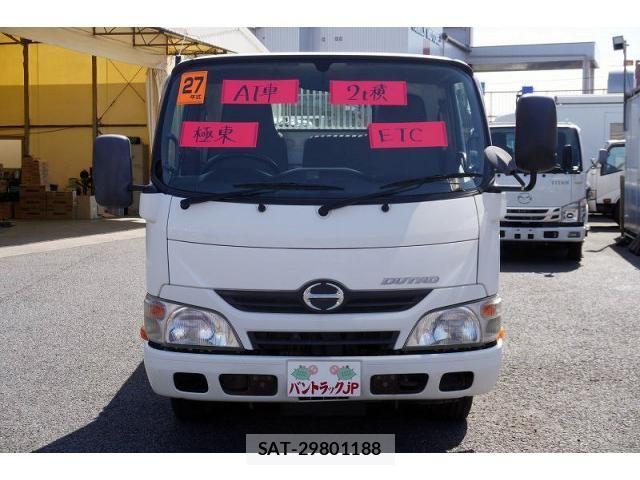 Hino DUTRO 2015-01 6004267-1