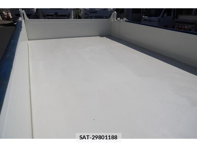 Hino DUTRO 2015-01 6004267-19