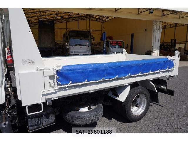 Hino DUTRO 2015-01 6004267-22