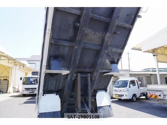 Hino DUTRO 2015-01 6004267-26